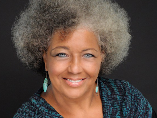 DeAnne Connolly Graham